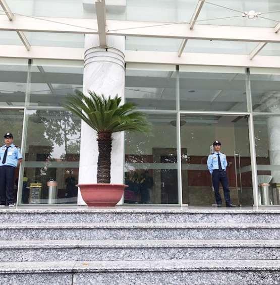 BẢO VỆ TÒA NHÀ TẠI LỘC NINH
